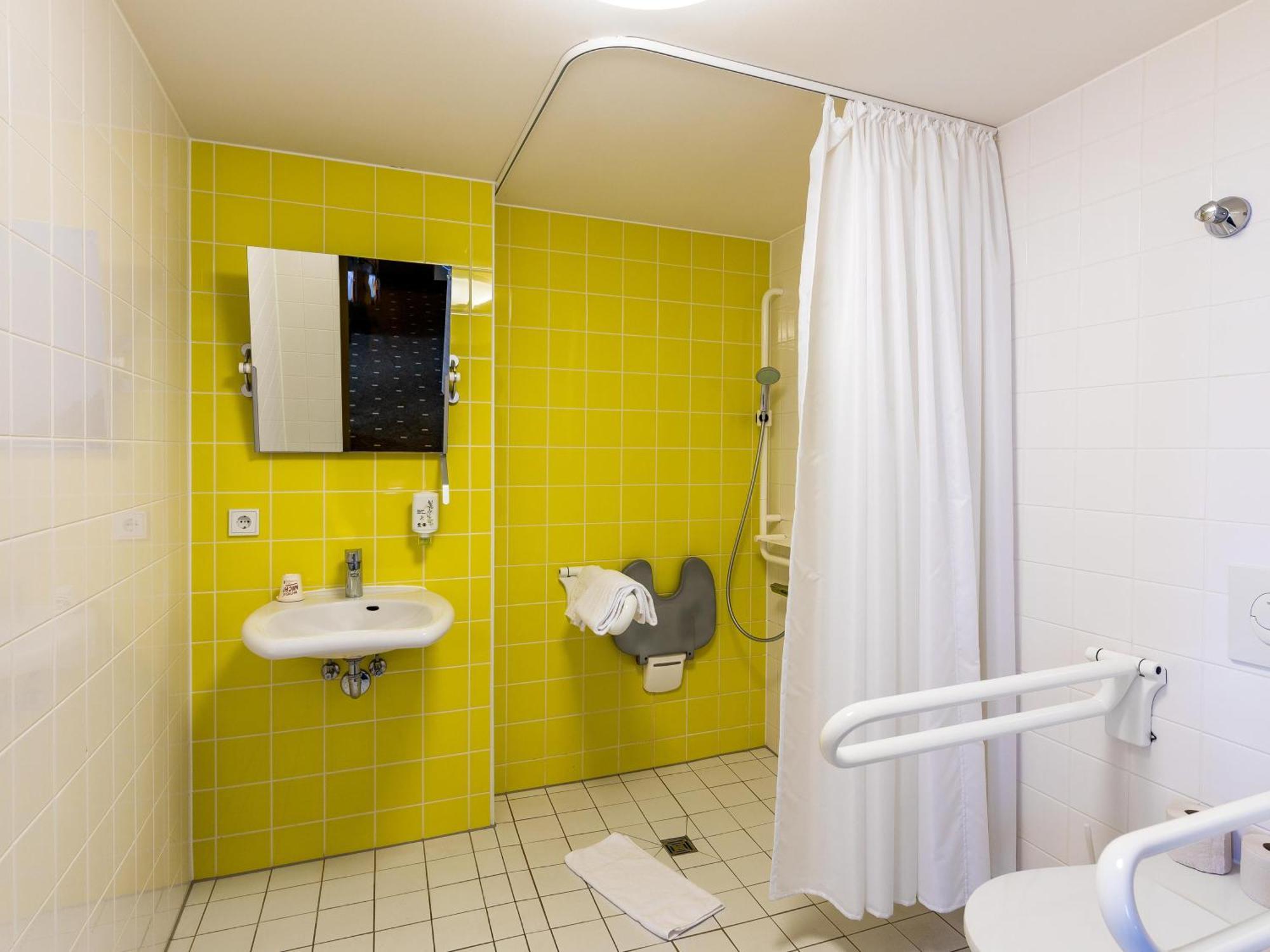 B&B Hotel Duesseldorf-Mitte מראה חיצוני תמונה